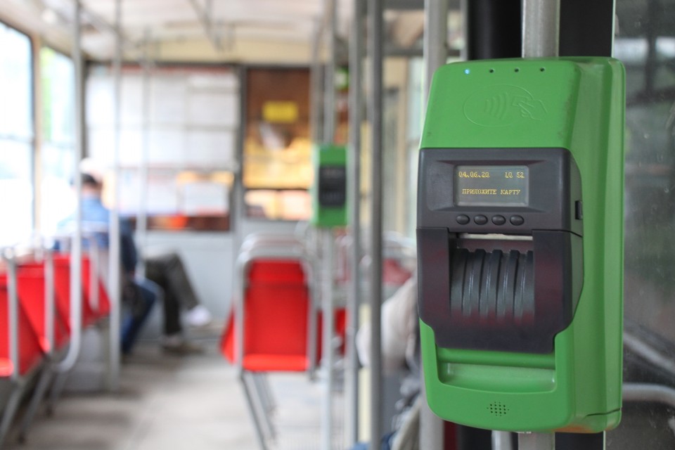 «Зеленые кондукторы» заработали в трамваях
