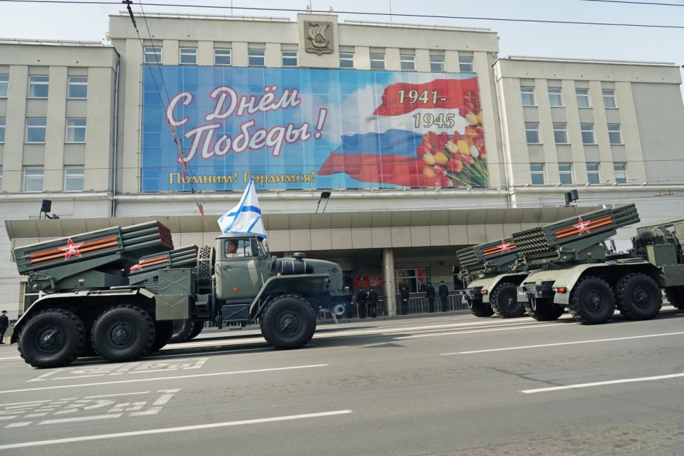 Калининградцев просят не приходить на военный парад 24 июня