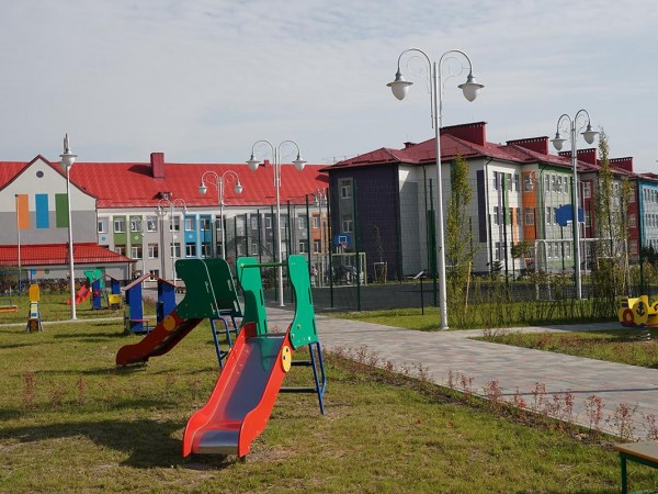 Экосреда и развитие языковых навыков: в Калининграде открыли новый детский сад
