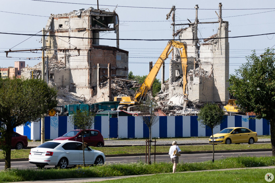 В центре стало больше парковочных мест