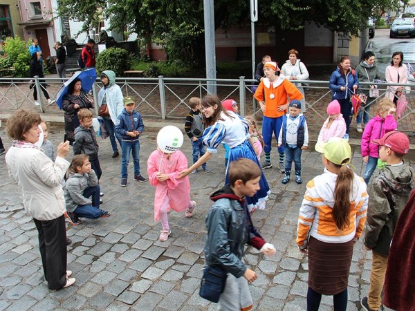 День города украсили более 40 трамваев мечты и детский праздник